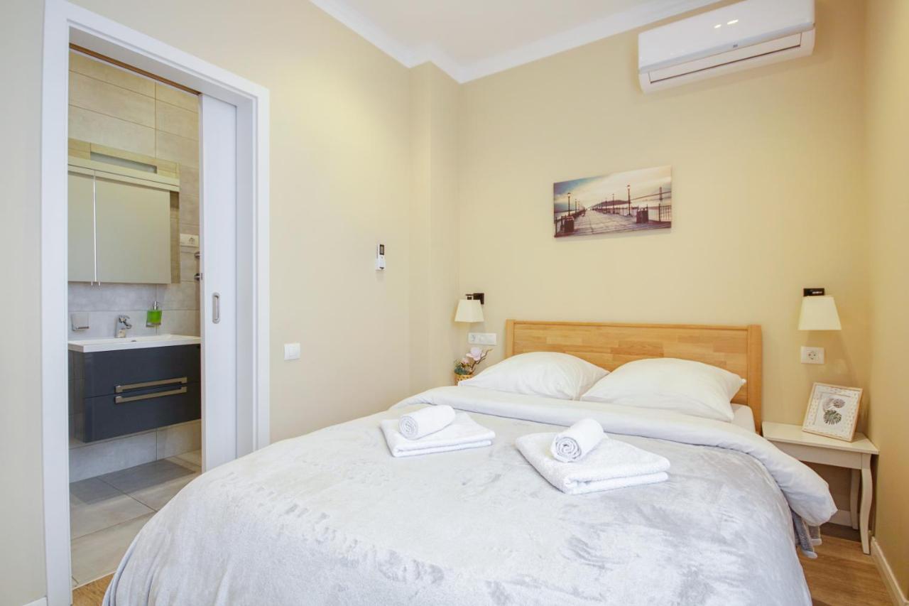 Gagarin Plaza Apartment أوديسا المظهر الخارجي الصورة