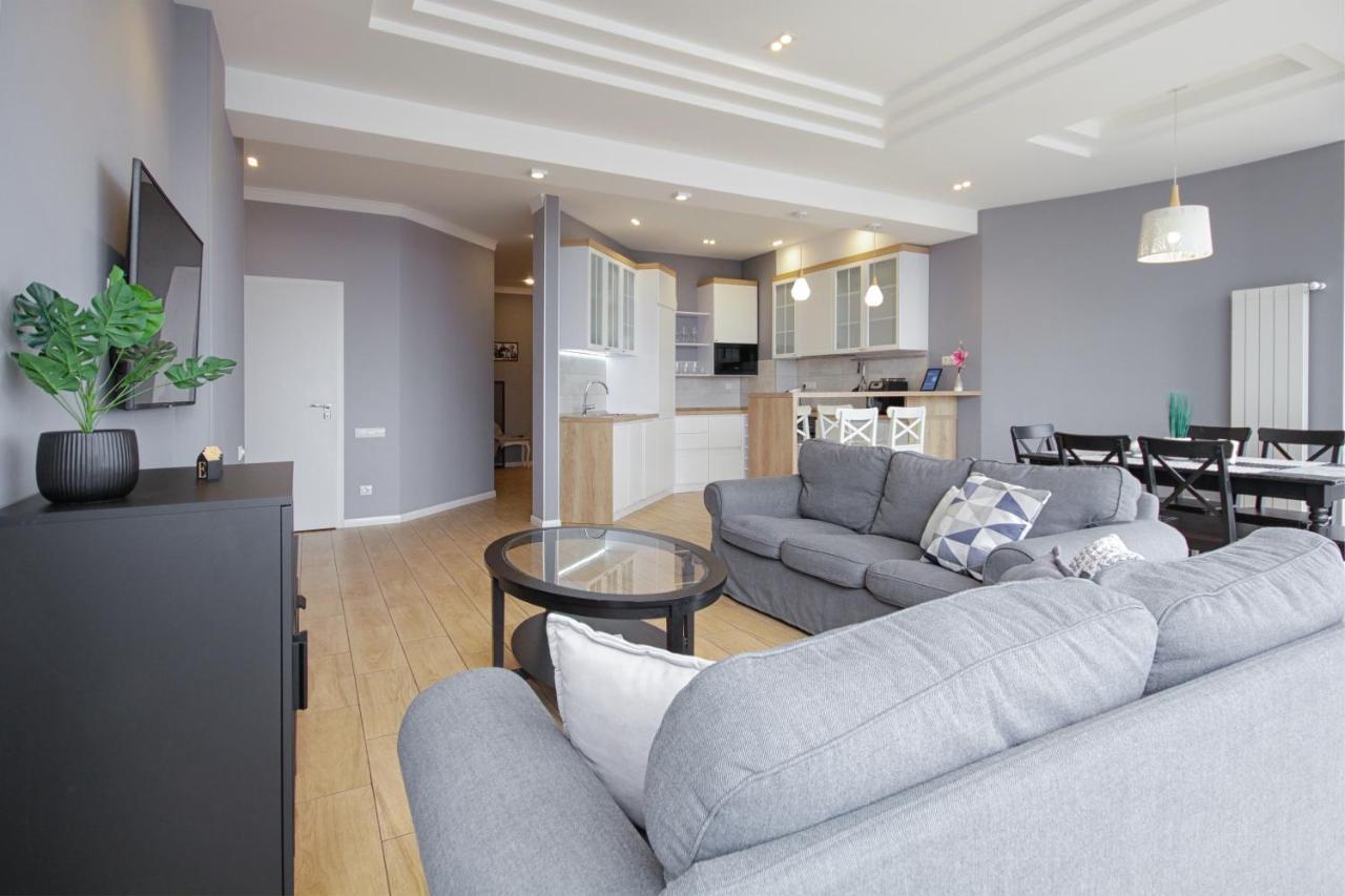 Gagarin Plaza Apartment أوديسا المظهر الخارجي الصورة